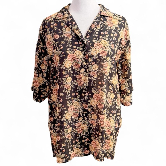 yves st clair Tops - Yves St Clair Floral Button-Up Women's Top